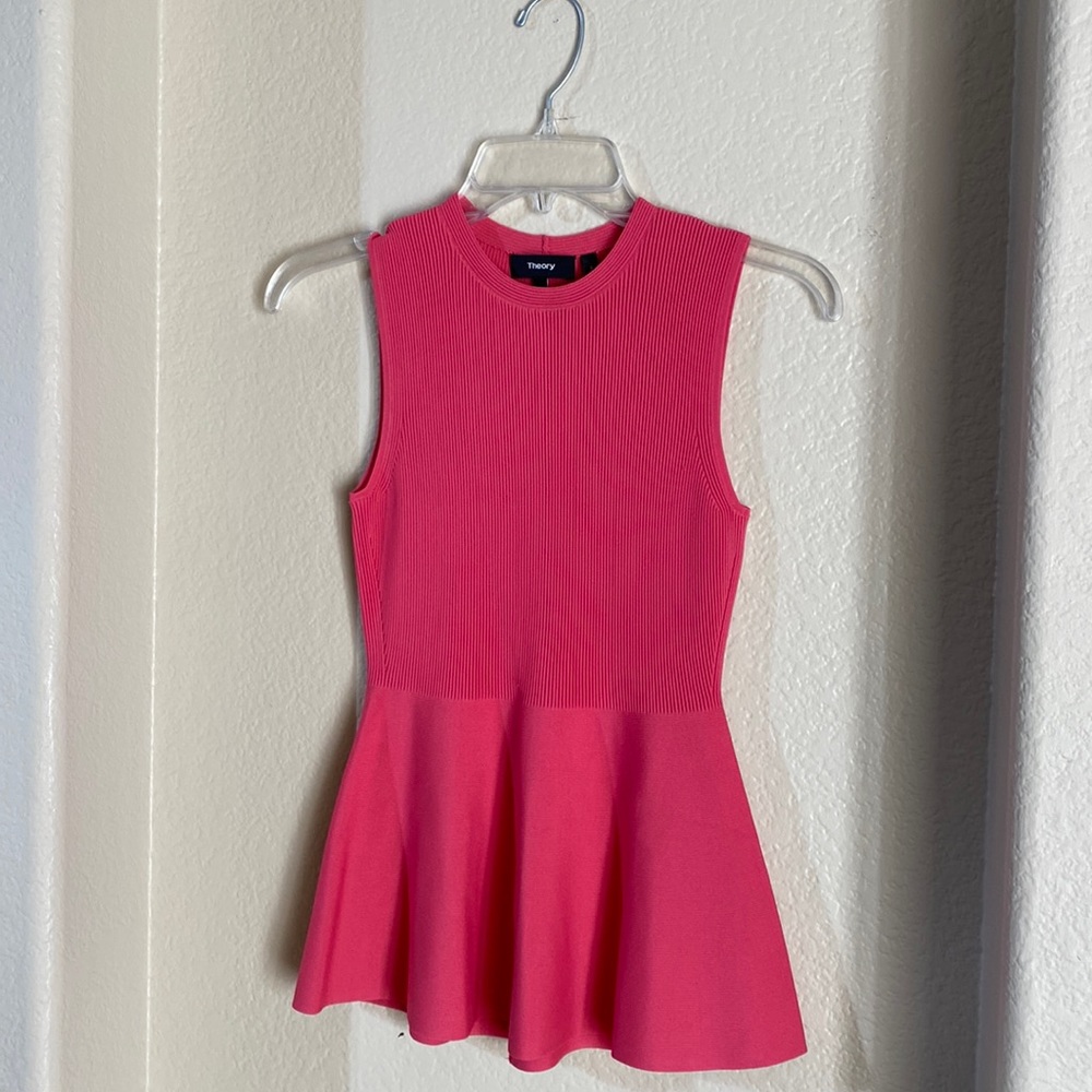 Theory tank top .